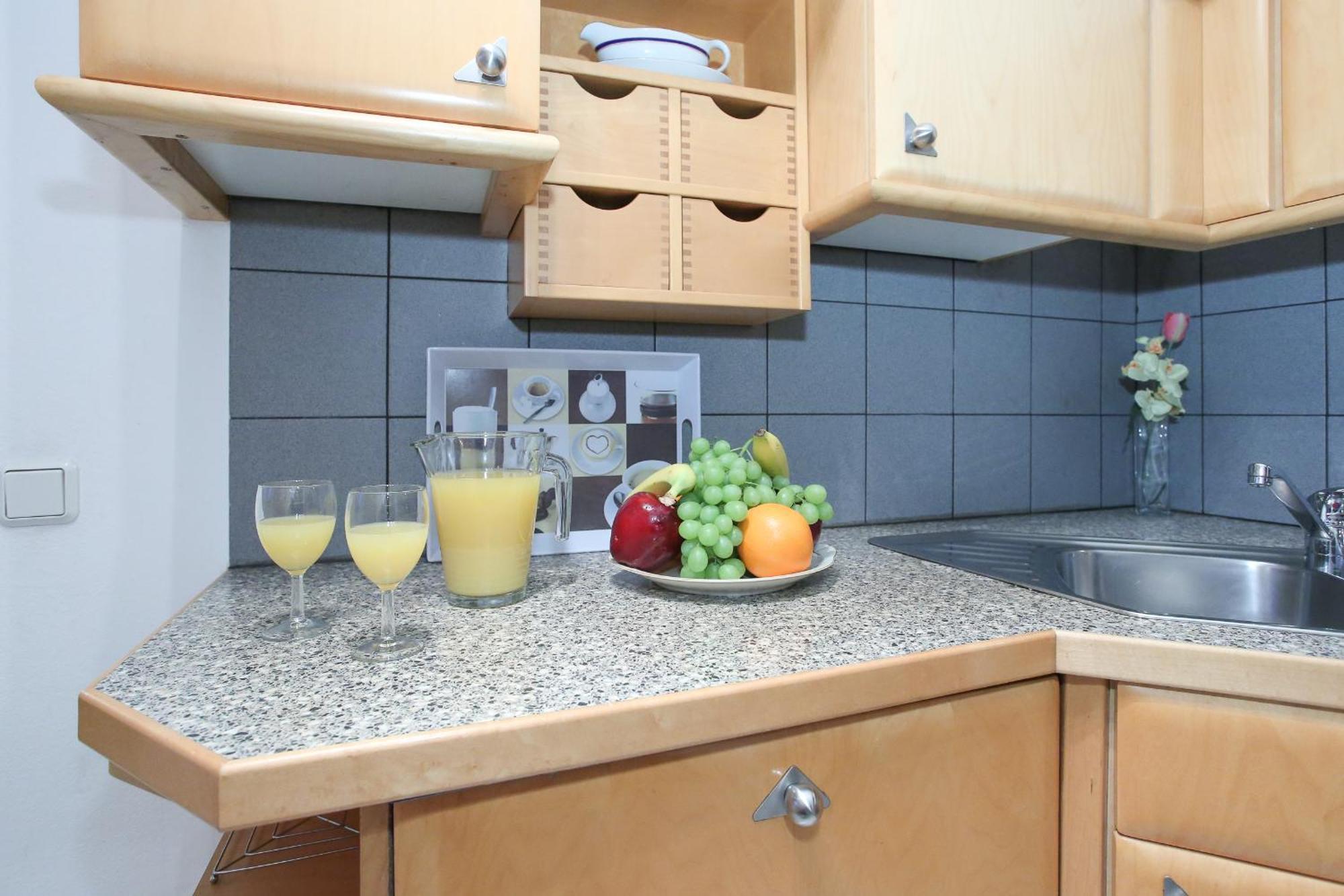 Classic I Close To Main Station I 10 Minutes To Belvedere Apartment *